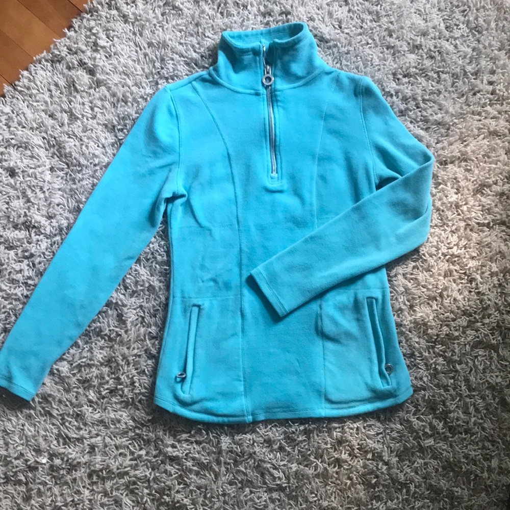 Calvin Klein sports top (NEW)